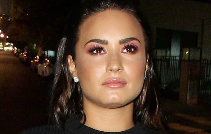 Scandal muốn chôn vùi của Demi Lovato