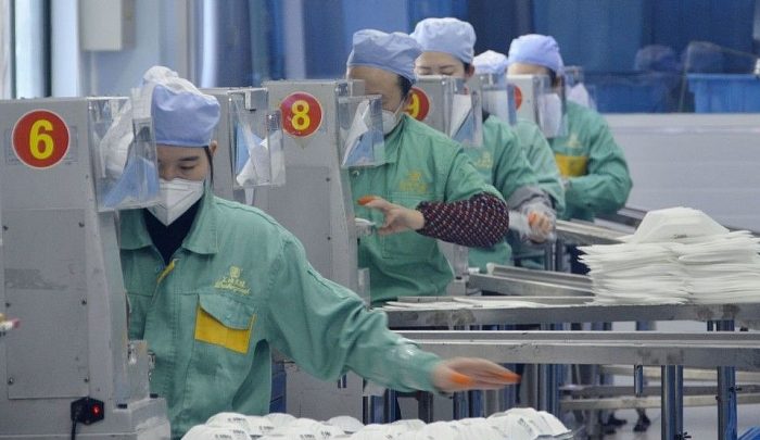 Nhiều hãng  thời trang thế giới đang chọn Việt Nam để sản xuất sản phẩm