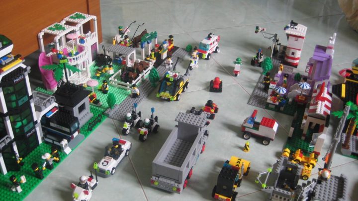 Sản xuất đồ chơi Lego hưởng lợi từ đại dịch Covid-19